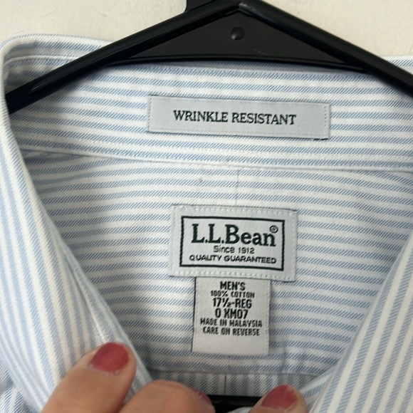 LL Bean Mens NWT Wrinkle Reistant Casual S Sleeve Button Down Shirt Sz 17.5®️ - Picture 4 of 5